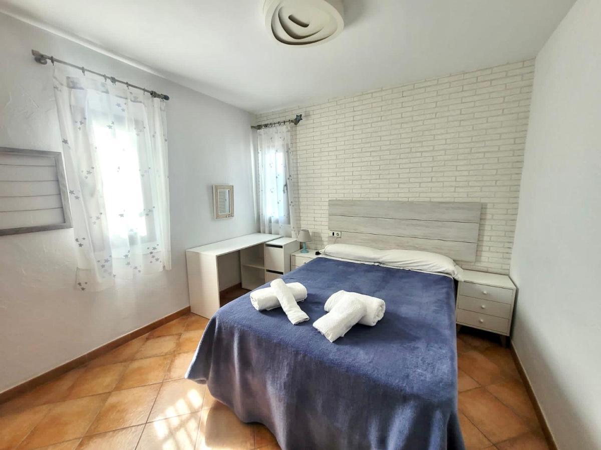 צ'יקלנה דה לה פרונטרה Gatu Premium Villa Lurberri Piscina Privada, 4 Dormitorios, 2 Banos, Parking , Jardines, " Preferente Mayores De 25 Anos Y Familias " In Y Barbacoa מראה חיצוני תמונה