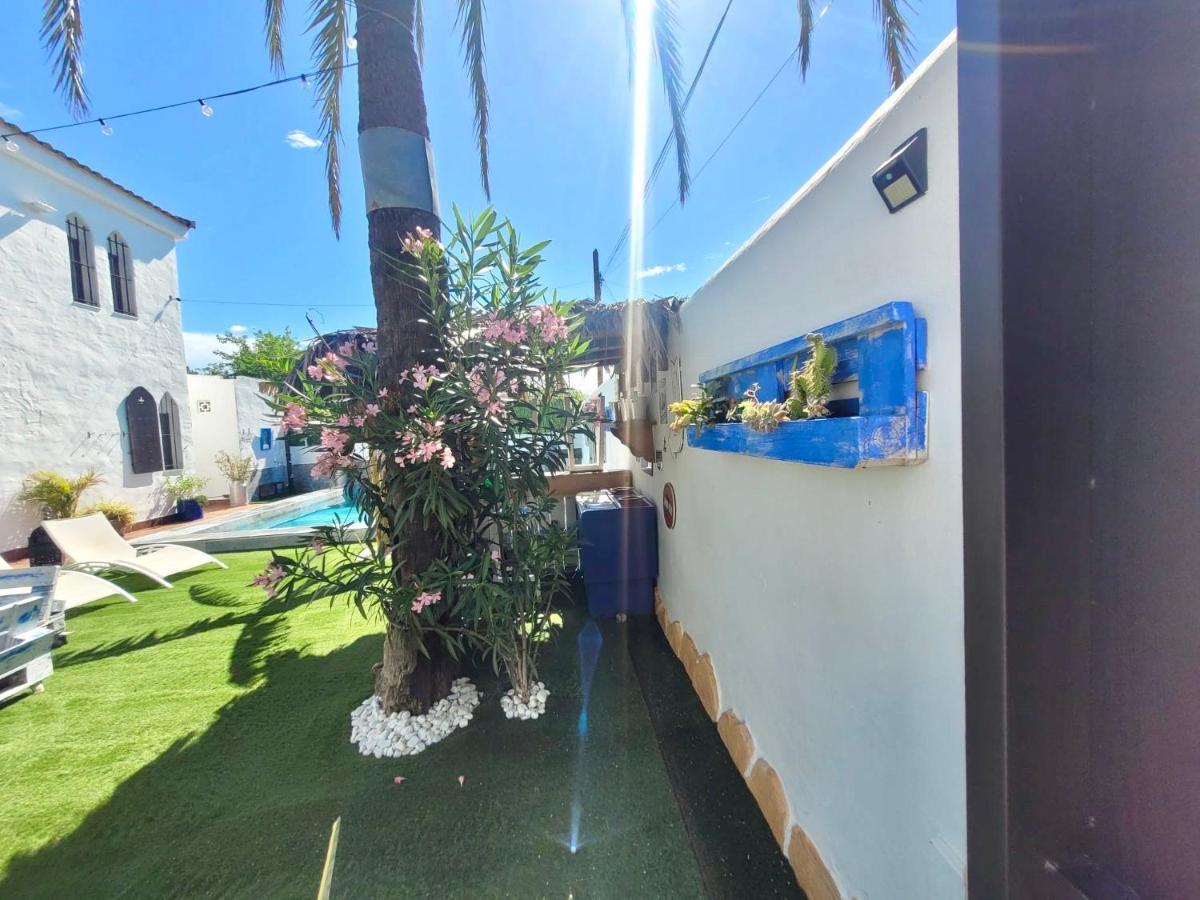 צ'יקלנה דה לה פרונטרה Gatu Premium Villa Lurberri Piscina Privada, 4 Dormitorios, 2 Banos, Parking , Jardines, " Preferente Mayores De 25 Anos Y Familias " In Y Barbacoa מראה חיצוני תמונה