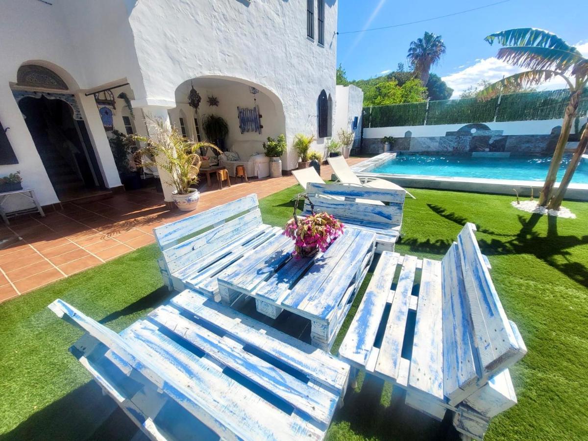 צ'יקלנה דה לה פרונטרה Gatu Premium Villa Lurberri Piscina Privada, 4 Dormitorios, 2 Banos, Parking , Jardines, " Preferente Mayores De 25 Anos Y Familias " In Y Barbacoa מראה חיצוני תמונה